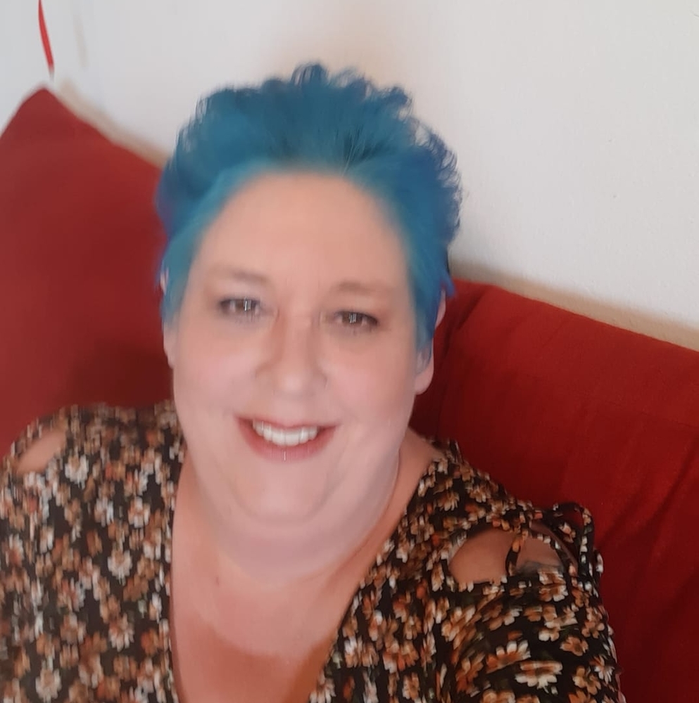 Meet your Posher, Joy
